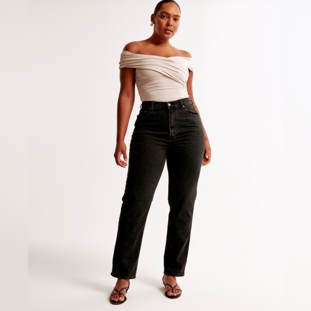 Abercrombie Curve Love Ankle straight Ultra High Rise